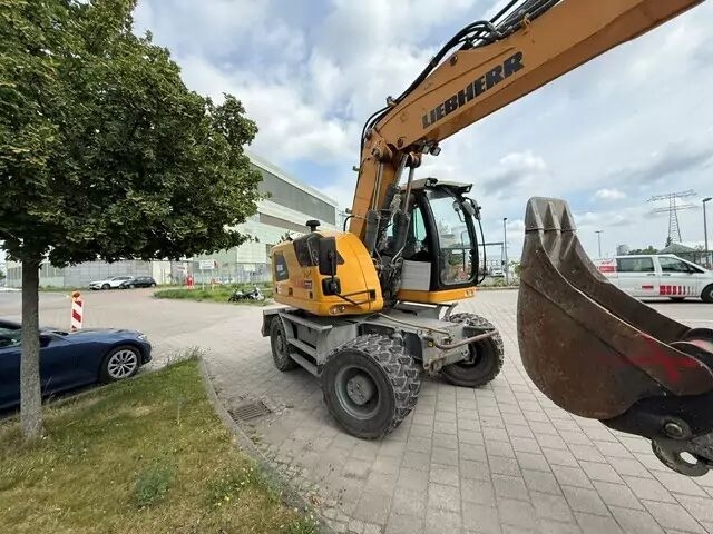 Mobiele graafmachine 2015 Liebherr A 918 Compact 2015 Liebherr A 918 Compact- Photo 2