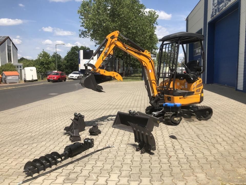 Minigraafmachine Minibagger BK1700JS inkl. Zubehörpaket *INKL.19% MWST*BERGER KRAUS*KUBOTA*JOYST*SOFORT! Minibagger BK1700JS inkl. Zubehörpaket *INKL.19% MWST*BERGER KRAUS*KUBOTA*JOYST*SOFORT!- Photo 2