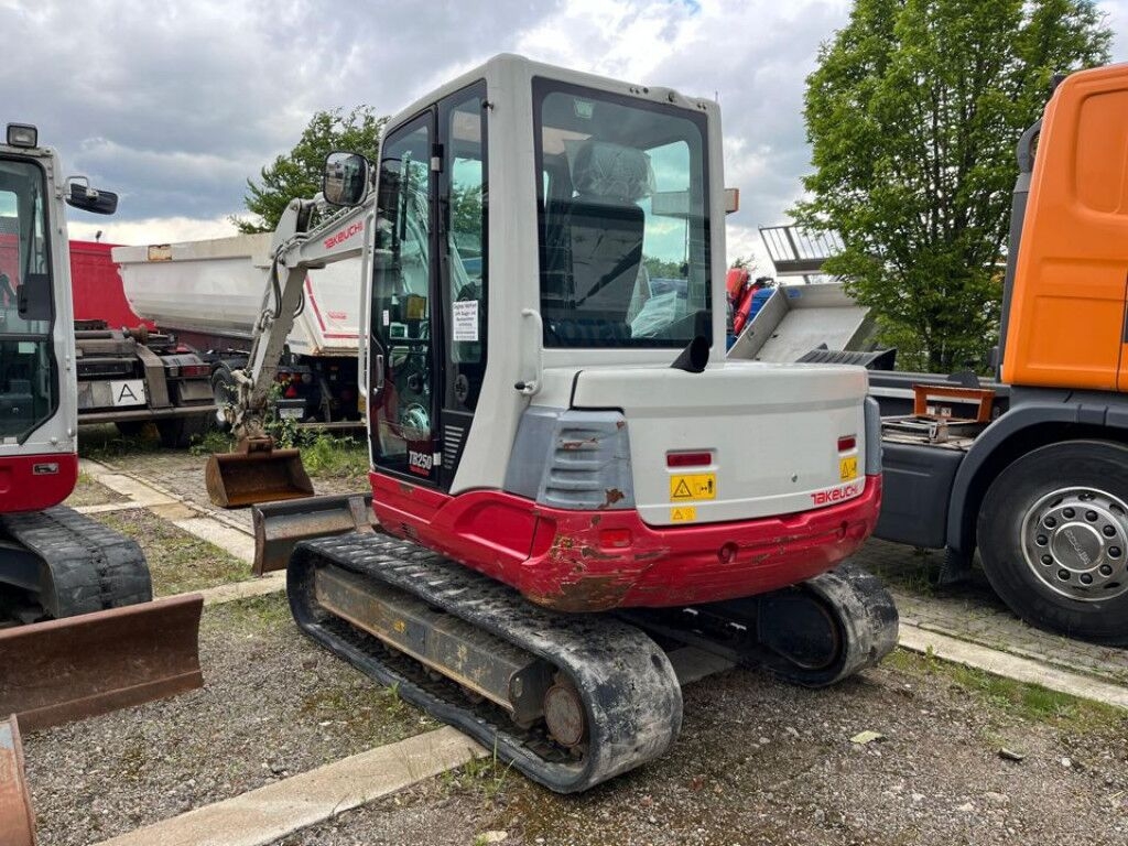 Minigraafmachine takeuchi TB Minibagger 250 Powertilt+Löffel nur 1902h takeuchi TB Minibagger 250 Powertilt+Löffel nur 1902h- Photo 3