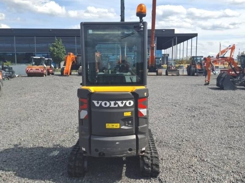 Minigraafmachine Volvo EC 18 E- Photo 3