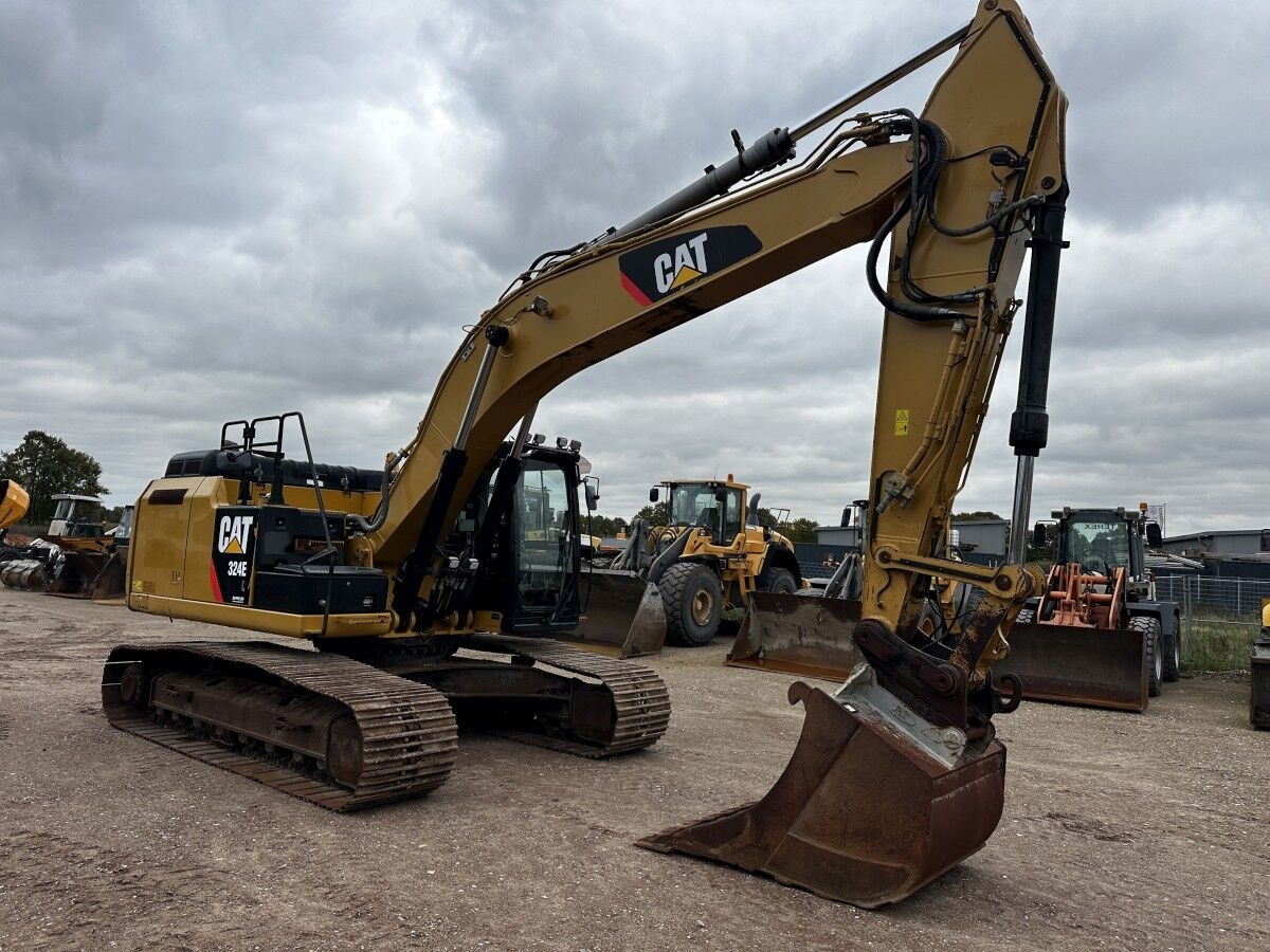 Rupsgraafmachine CATERPILLAR 324 E L Top Zustand German machine- Photo 2