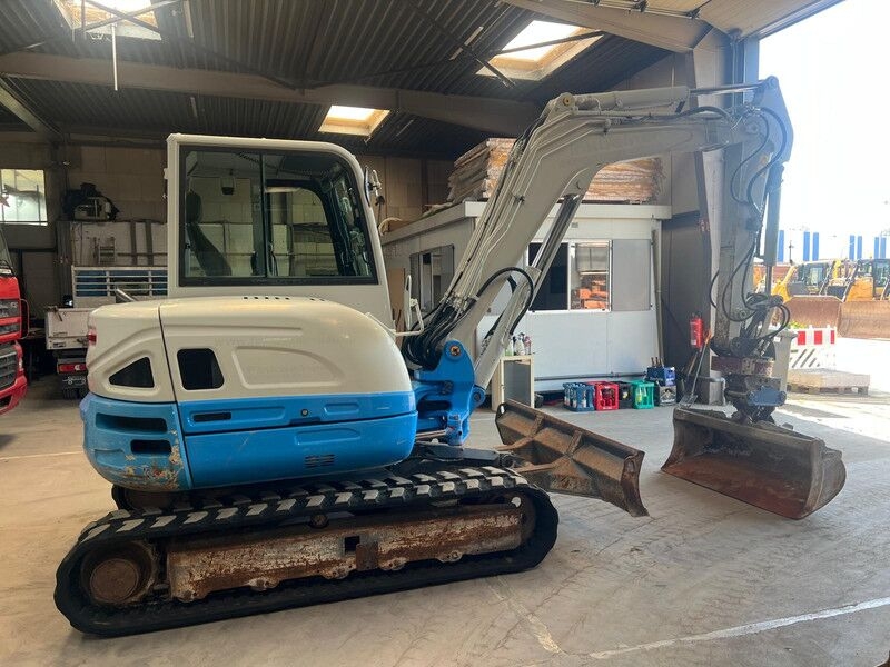 Minibagger TB 260 . TB 260 .- Photo 3