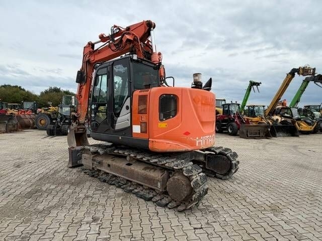 Kettenbagger Hitachi ZX 135 US- Photo 2