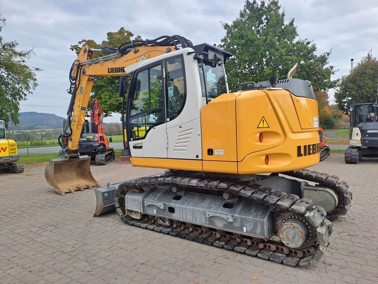 Kettenbagger Liebherr R 914 Compact S, Bj 23, 415 BH, hydr. VA, TL- Photo 2