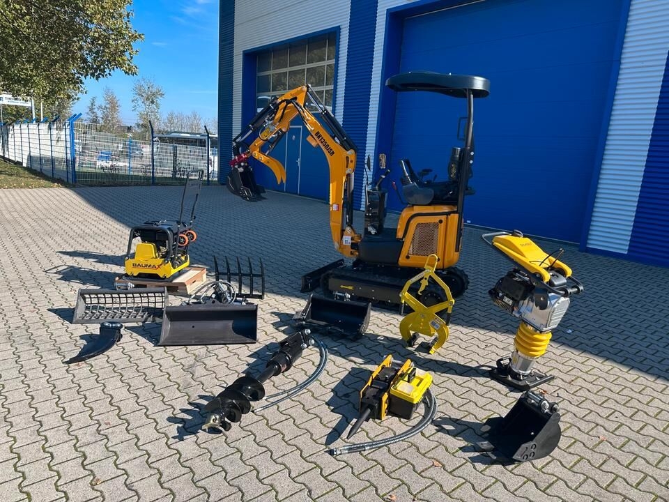 Minibagger Minibagger BK1350JSR + Rüttelplatte + Stampfer + Großes Zubehörpaket *INKL.19% MWST*BERGER KRAUS*KUBOTA*VERSTELLFAHRWERK*SOFORT!*- Photo 2