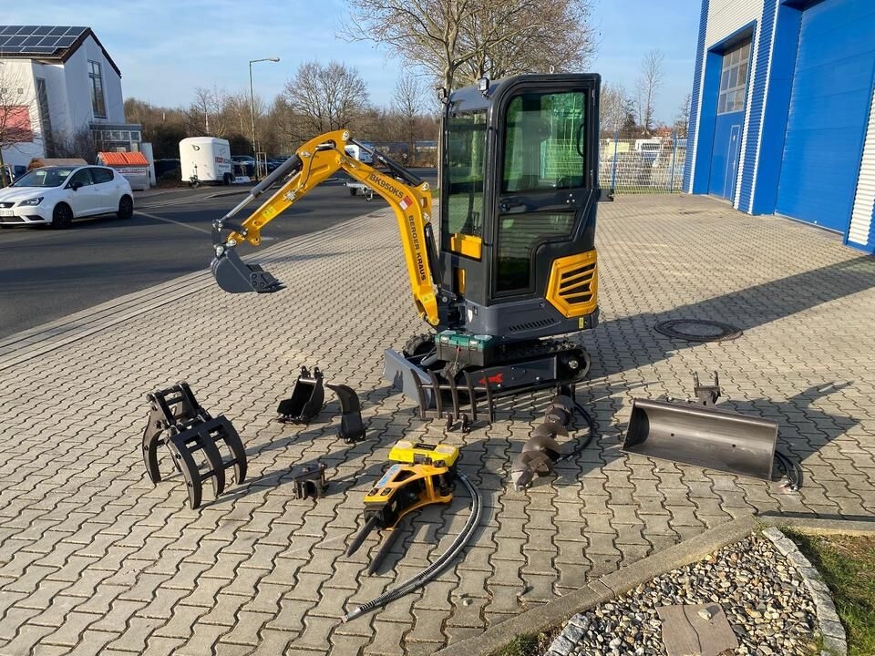 Minibagger Minibagger BK950KS inkl. Zubehörpaket *INKL.19% MWST*BERGER KRAUS*KABINE*SOFORT!* Minibagger BK950KS inkl. Zubehörpaket *INKL.19% MWST*BERGER KRAUS*KABINE*SOFORT!*- Photo 2