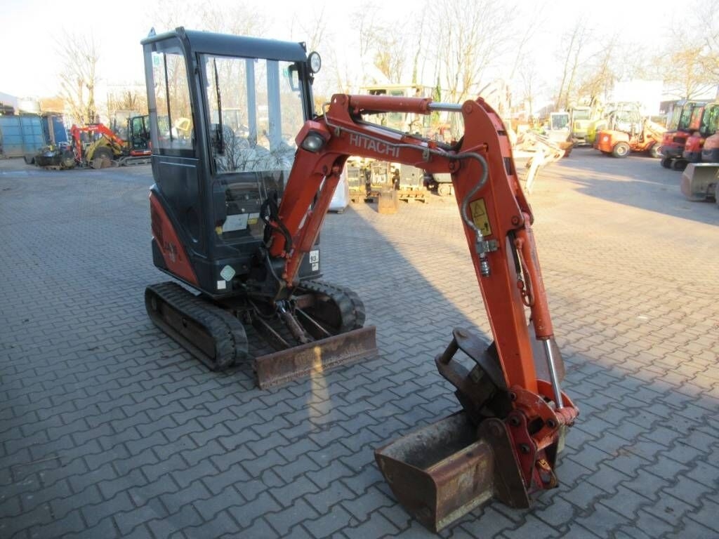Mini excavator Hitachi ZX 18-3 CLR Löffelpacket- Photo 2