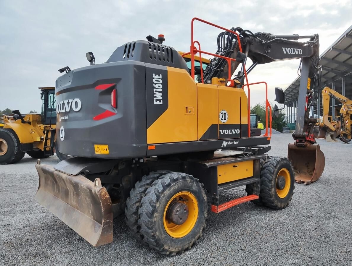 Mobilbagger Volvo EW160E- Photo 3