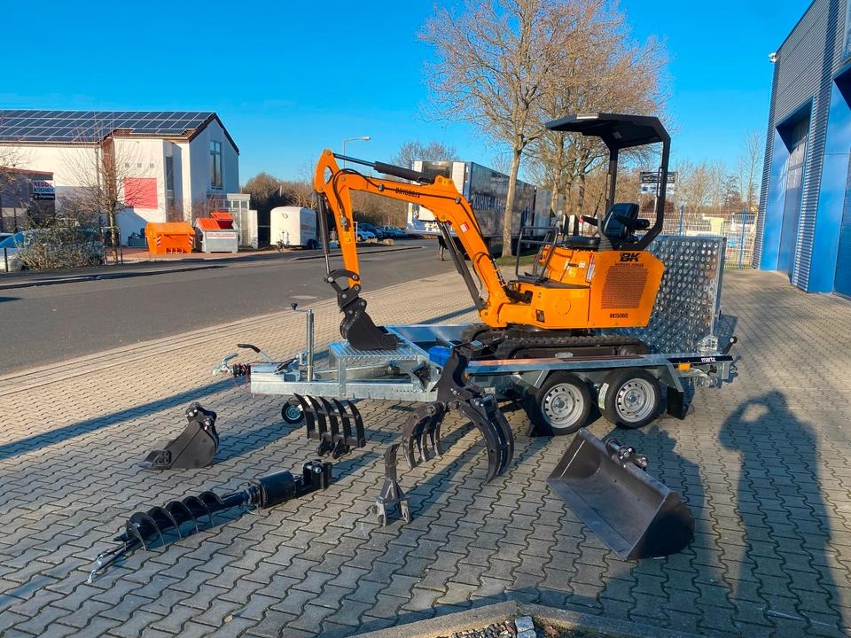 Minigraafmachine Minibagger BK1500JS + Anhänger *INKL.19% MWST*BERGER KRAUS*KUBOTA*JOYSTICK*ZUBEHÖRPAKET*SOFORT!* Minibagger BK1500JS + Anhänger *INKL.19% MWST*BERGER KRAUS*KUBOTA*JOYSTICK*ZUBEHÖRPAKET*SOFORT!*- Photo 3