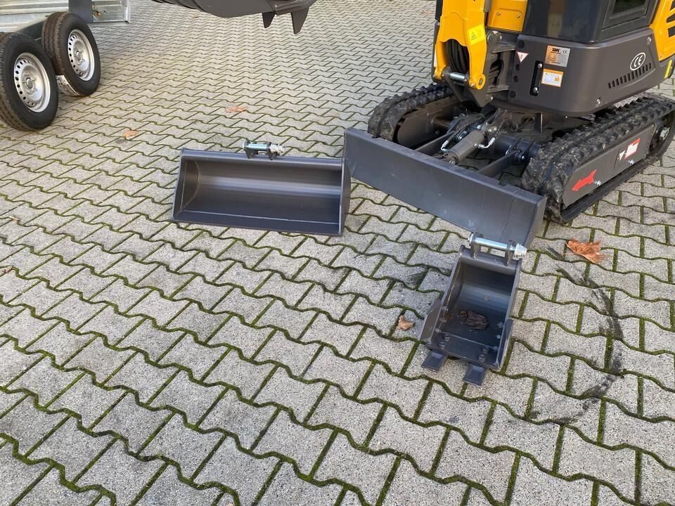 Minigraafmachine Minibagger Kubota BK1250KSR im Komplettpaket mit Kippanhänger und Auffahrrampen *INKL.19% MWST*BERGER KRAUS*SOFORT!* Minibagger Kubota BK1250KSR im Komplettpaket mit Kippanhänger und Auffahrrampen *INKL.19% MWST*BERGER KRAUS*SOFORT!*- Photo 3