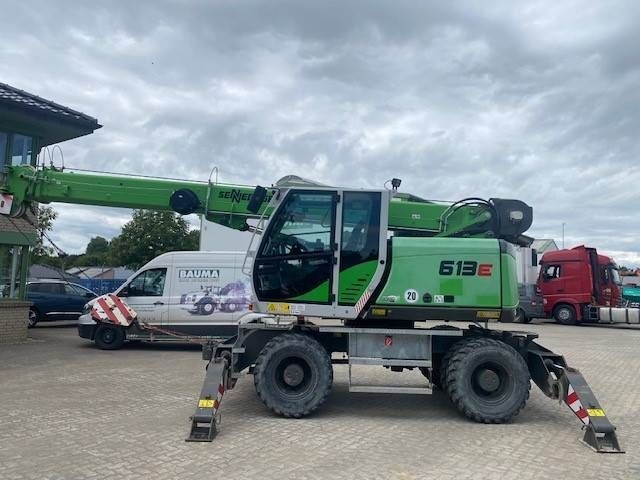 Kettenbagger 613 M Funkfernsteuerung MIETE / RENTAL (12005440) 613 M Funkfernsteuerung MIETE / RENTAL (12005440)- Photo 2