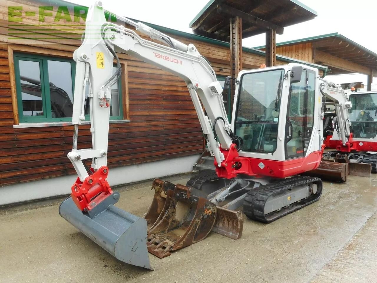 Minigraafmachine tb 235 (3.605kg) powertilt hydr. sw + 3 löffel tb 235 (3.605kg) powertilt hydr. sw + 3 löffel- Photo 2