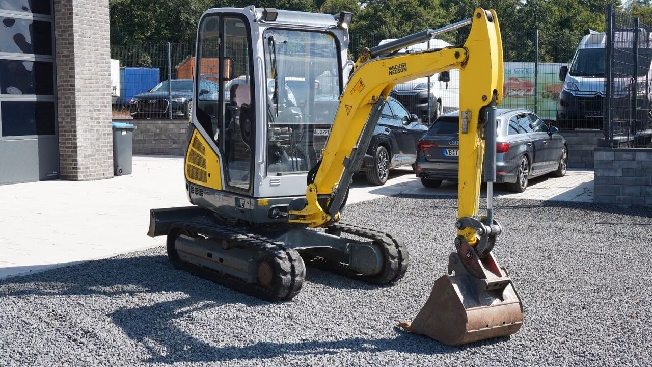 Mini excavator Wacker Neuson ET24 Minibagger Schnellwechsler 2340 Kg- Photo 3