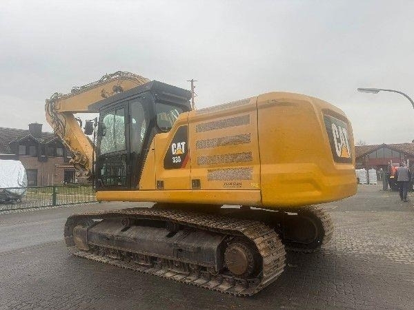 Pelle sur chenille- Photo 2