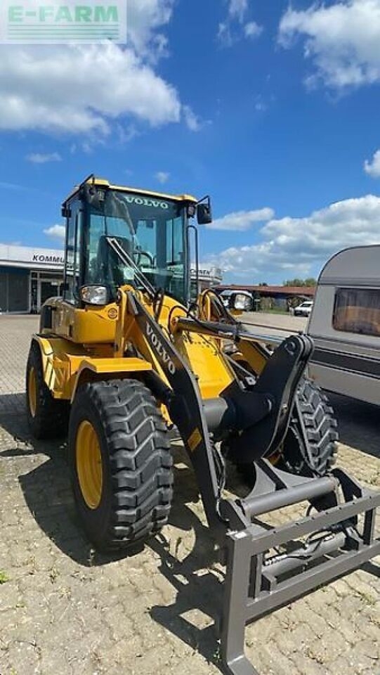 Minigraafmachine volvo l 30 volvo l 30- Photo 2