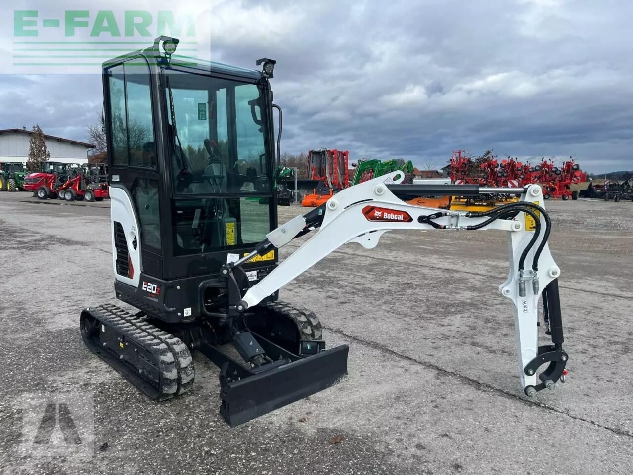 Minibagger Bobcat e 20z- Photo 2