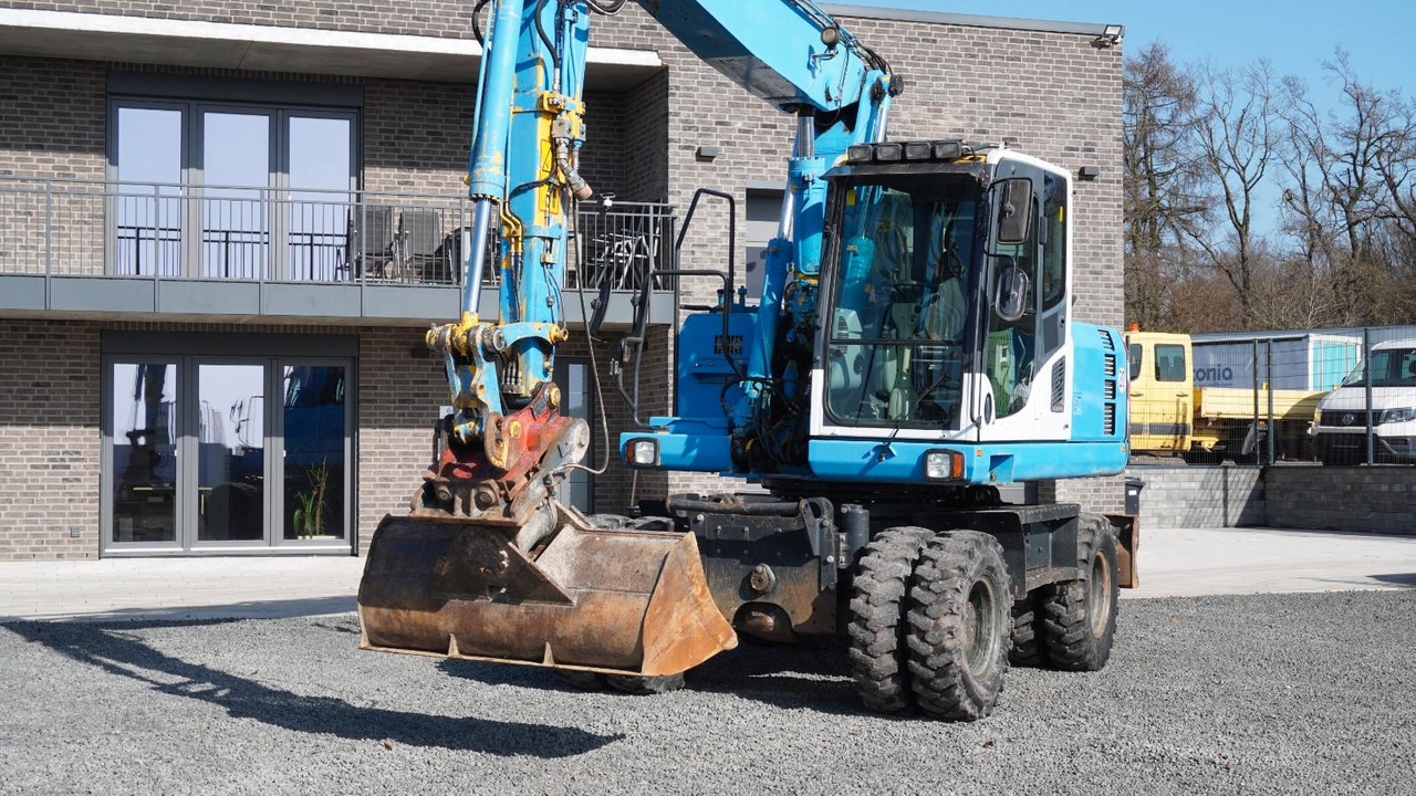 Mobiele graafmachine Komatsu PW160-8 Mobilbagger Verstellausleger HS21 Komatsu PW160-8 Mobilbagger Verstellausleger HS21- Photo 2