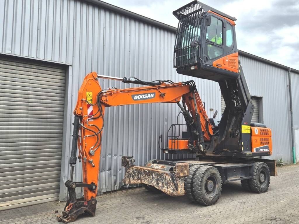 Mobilbagger Doosan DX 160 W-5- Photo 2
