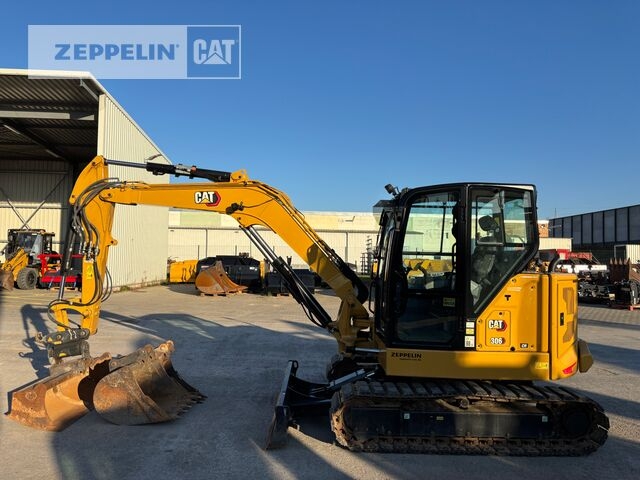 Mini excavator Cat 306CR-07A- Photo 2
