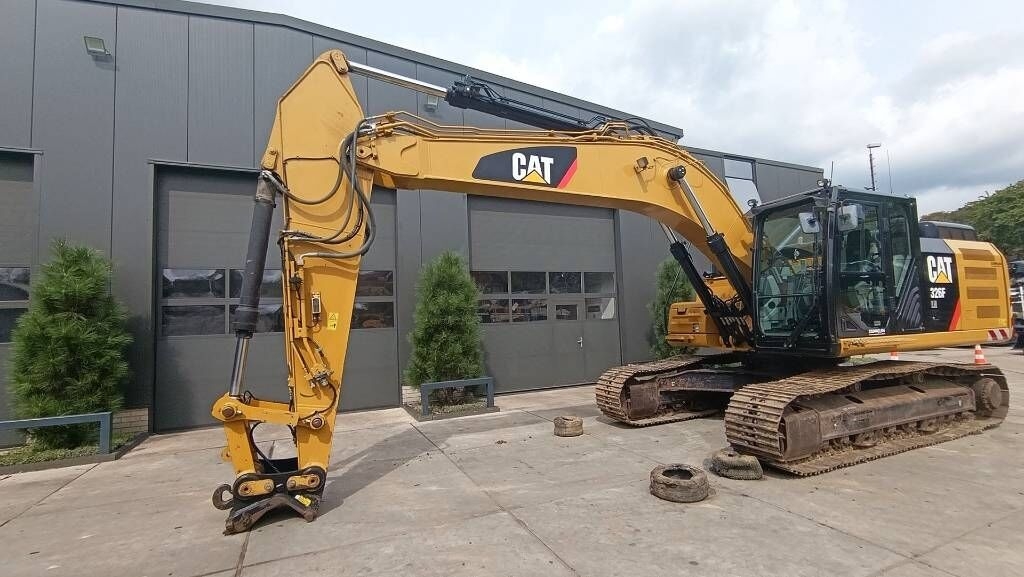 Rupsgraafmachine CAT 326 F LN Kettenbagger, CW40, Vorbereitung 2D 3D- Photo 2