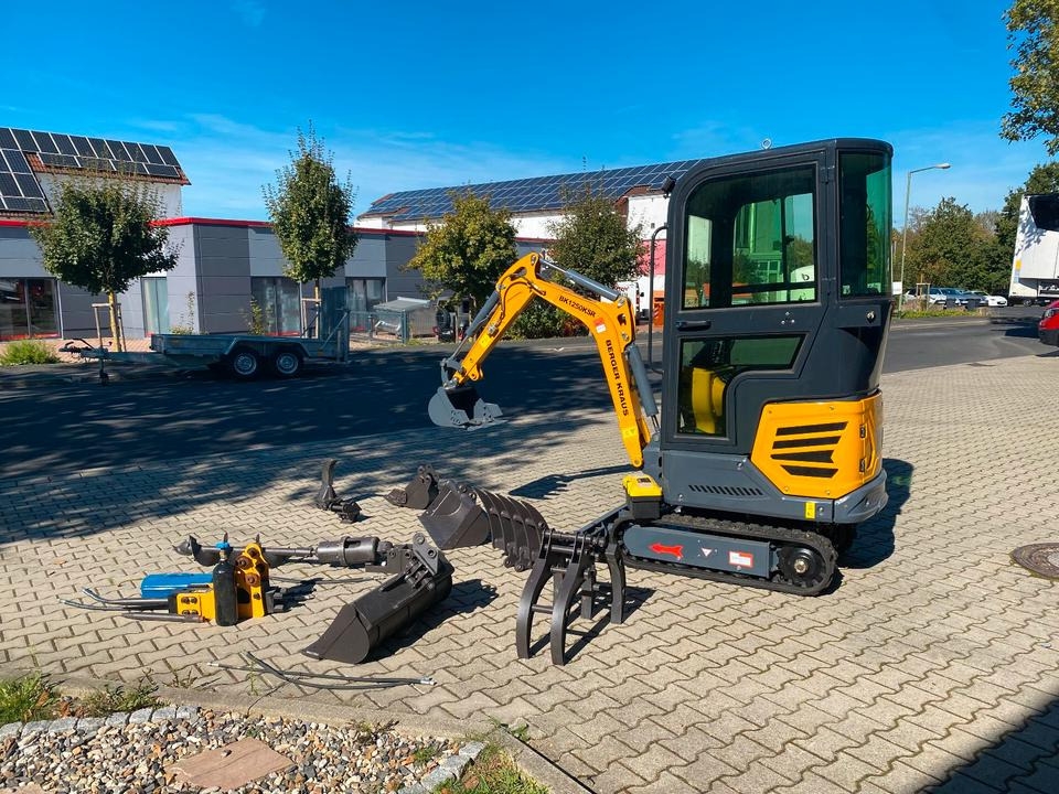 Minibagger Minibagger BK1250KSR inkl. Zubehörpaket Groß *INKL.19% MWST*KUBOTA*SCHWENKARM*VERSTELLFAHRW*SOFORT!* Minibagger BK1250KSR inkl. Zubehörpaket Groß *INKL.19% MWST*KUBOTA*SCHWENKARM*VERSTELLFAHRW*SOFORT!*- Photo 3