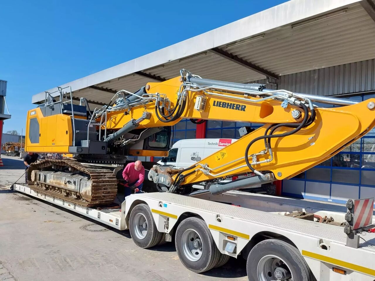 Rupsgraafmachine 2023 Liebherr R 930 NLC Litronic G8.0-D 2023 Liebherr R 930 NLC Litronic G8.0-D- Photo 2