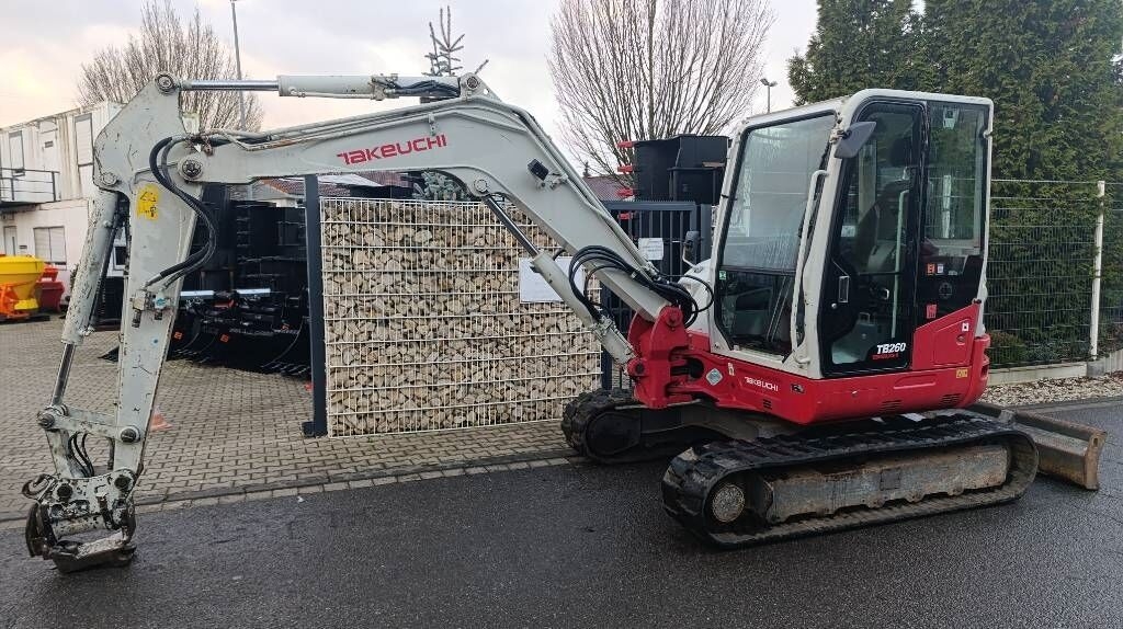 Mini pelle Takeuchi TB 260 Powertilt und Schnellwechsler MS 03, Radio- Photo 2