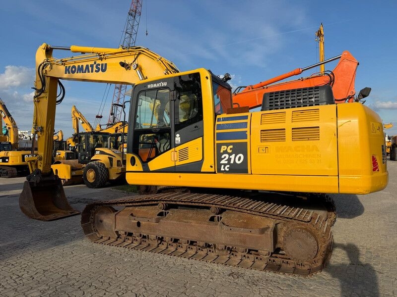 Kettenbagger Komatsu PC 210-11 .- Photo 2