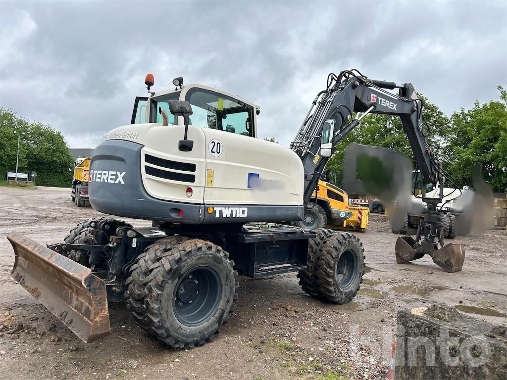 Pelle sur pneus Terex TW110 (2013) Terex TW110 (2013)- Photo 3