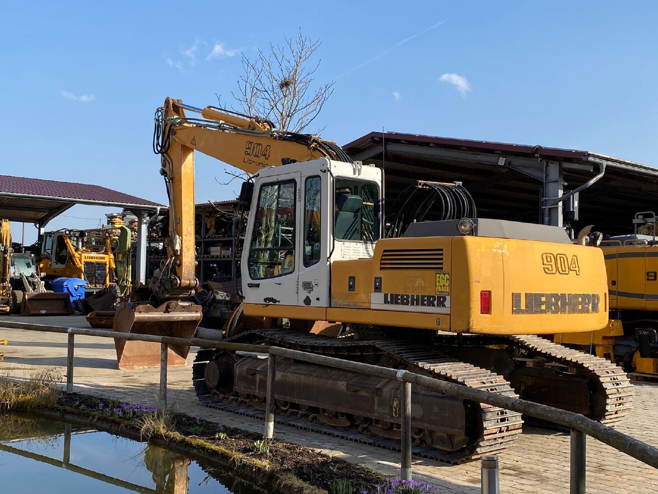 Crawler excavator Liebherr R 904 LIT Liebherr R 904 LIT- Photo 2
