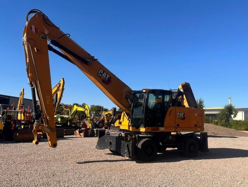 Umschlagbagger Caterpillar MH3026- Photo 2