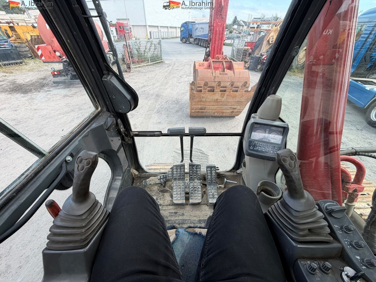 Crawler excavator Hitachi ZX350 LCN-3 Klima Schnellwechsler Kamera 4xLöffel- Photo 2