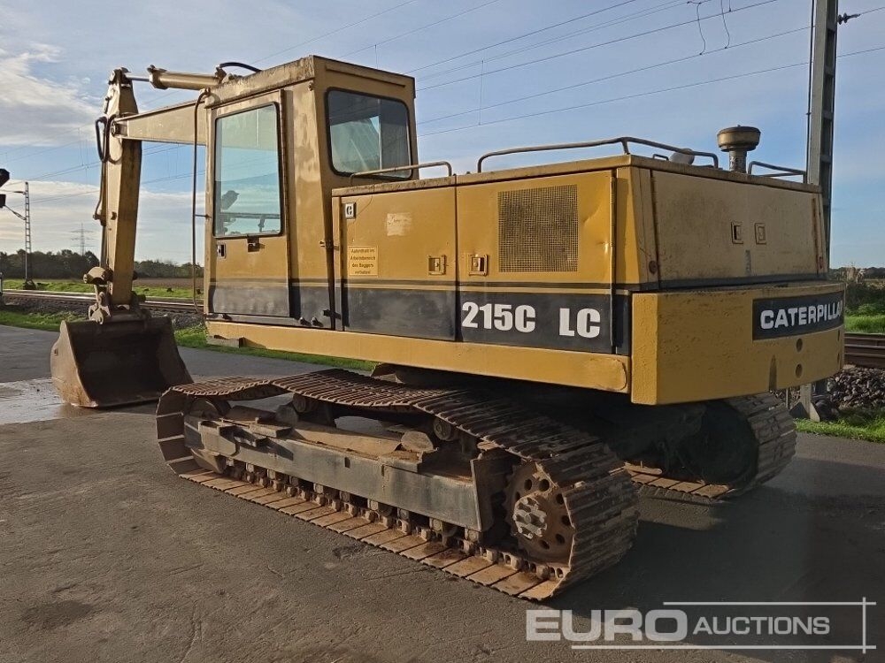 Bagger CAT 215C- Photo 3