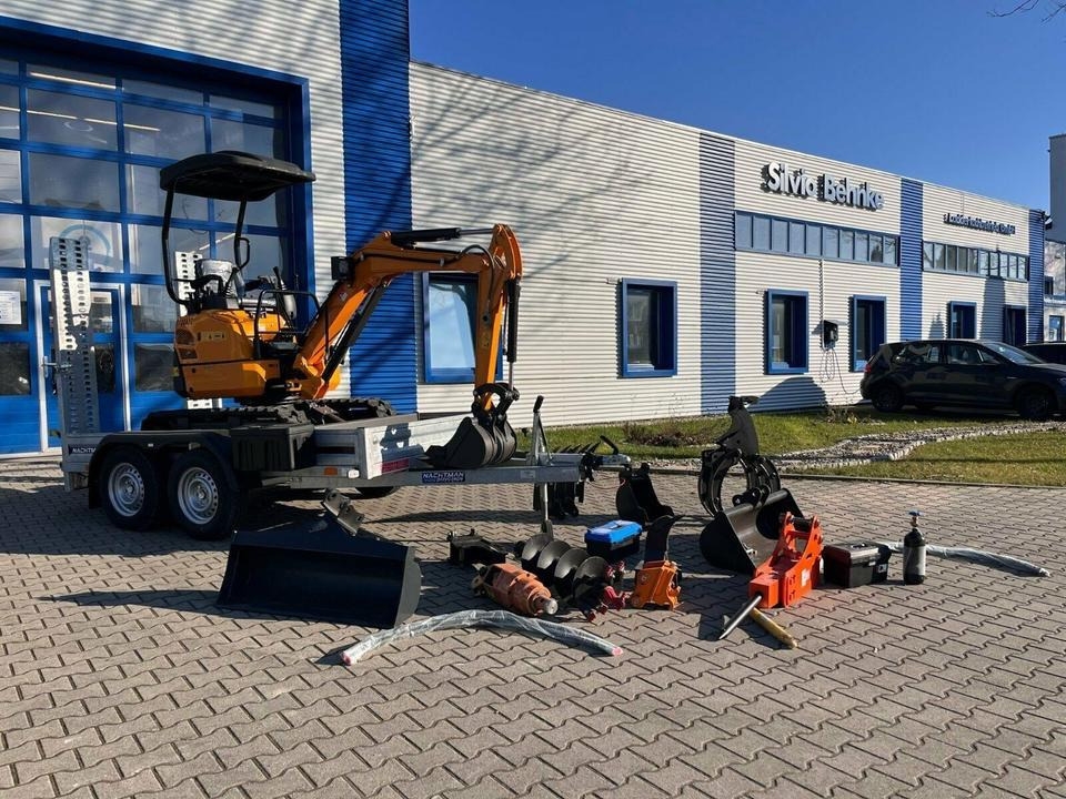 Minigraafmachine Vermietung / Minibagger 2-Tonnen inkl. Anhänger / 1 Woche / Verstellfahrwerk / Schwenkarm / Anbaugeräte Vermietung / Minibagger 2-Tonnen inkl. Anhänger / 1 Woche / Verstellfahrwerk / Schwenkarm / Anbaugeräte- Photo 2