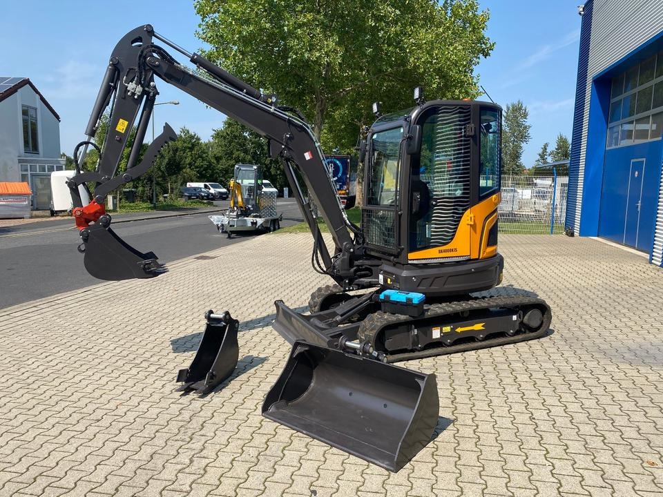 Mini excavator Minibagger BK4000KJS inkl. Schaufelpaket *GRATIS LIEFERUNG**INKL.19% MWST*BERGER KRAUS*KUBOTA*KLIMA* SCHWENKARM*SOFORT* Minibagger BK4000KJS inkl. Schaufelpaket *GRATIS LIEFERUNG**INKL.19% MWST*BERGER KRAUS*KUBOTA*KLIMA* SCHWENKARM*SOFORT*- Photo 2