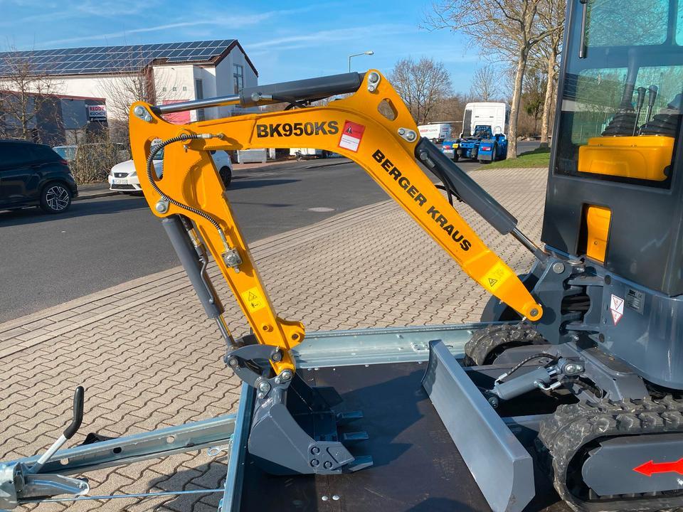 Mini excavator Minibagger BK950KS + Anhänger + Zubehör *INKL.19% MWST*BERGER KRAUS*KABINE*SOFORT!* Minibagger BK950KS + Anhänger + Zubehör *INKL.19% MWST*BERGER KRAUS*KABINE*SOFORT!*- Photo 6