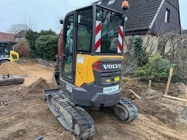 Minibagger ECR 25 D MIETE / RENTAL (12001837) ECR 25 D MIETE / RENTAL (12001837)- Photo 3