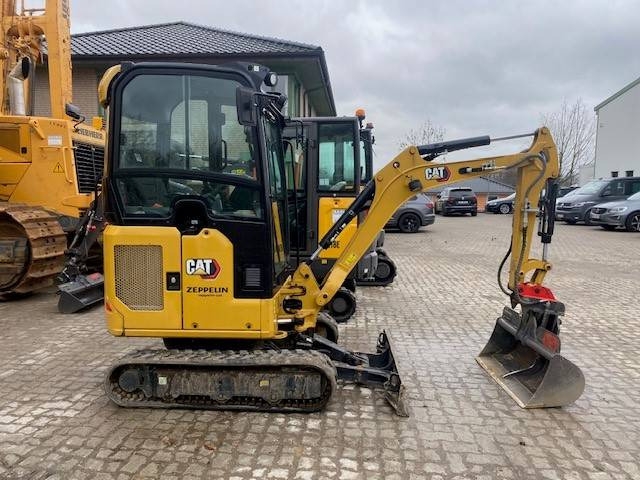 Minibagger 301.8-05A MIETE / RENTAL (12001902) 301.8-05A MIETE / RENTAL (12001902)- Photo 2