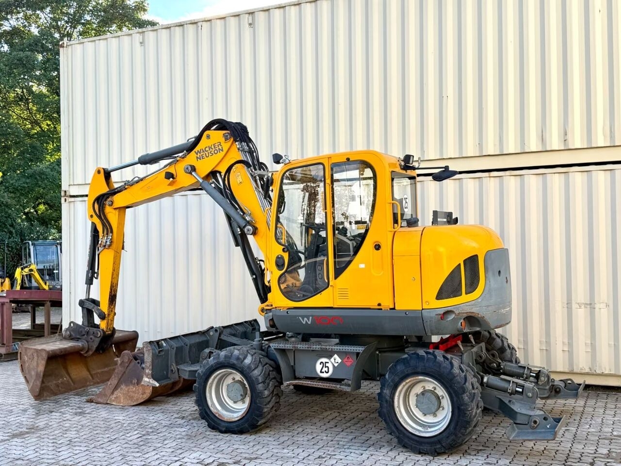 Mobilbagger Wacker Neuson EW100 / 2016 BJ / 4.603 H / 3 x Löffel- Photo 3