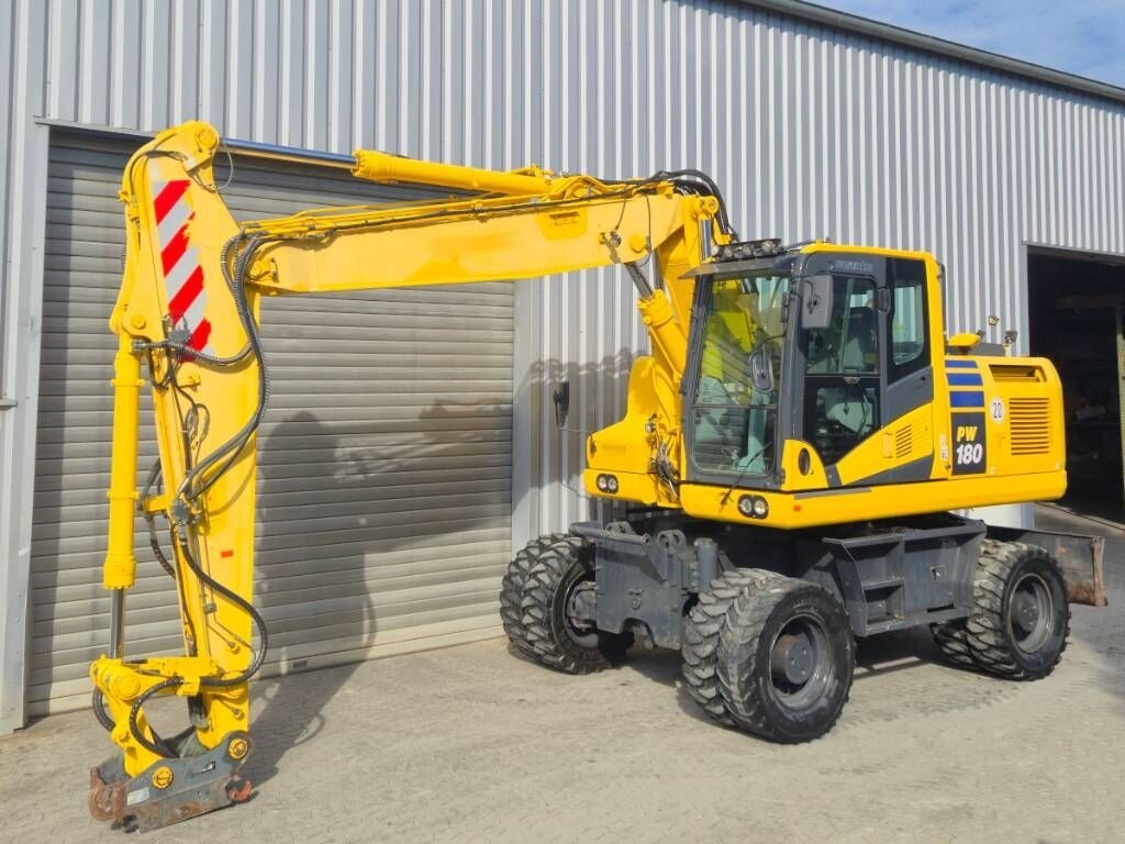 Mobilbagger Komatsu PW 180-11- Photo 2