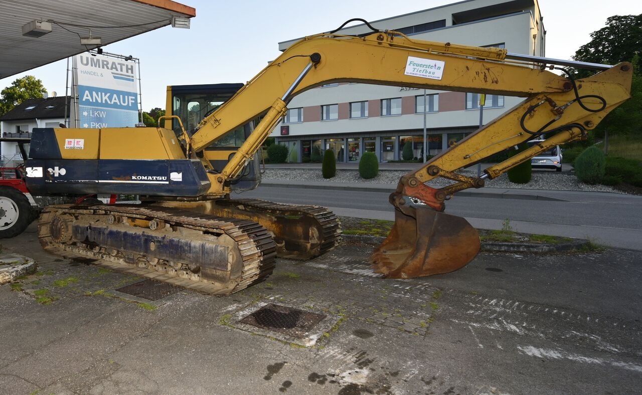 Bagger Komatsu PC200- Photo 2