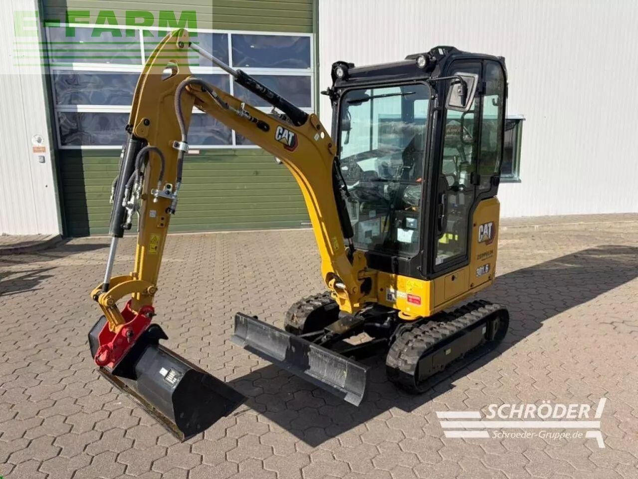 Mini excavator Caterpillar 301.6- Photo 3