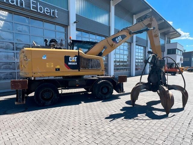 Pelle sur pneus MH3024 / Schrottgreifer / 2019 / 9.082h MH3024 / Schrottgreifer / 2019 / 9.082h- Photo 3