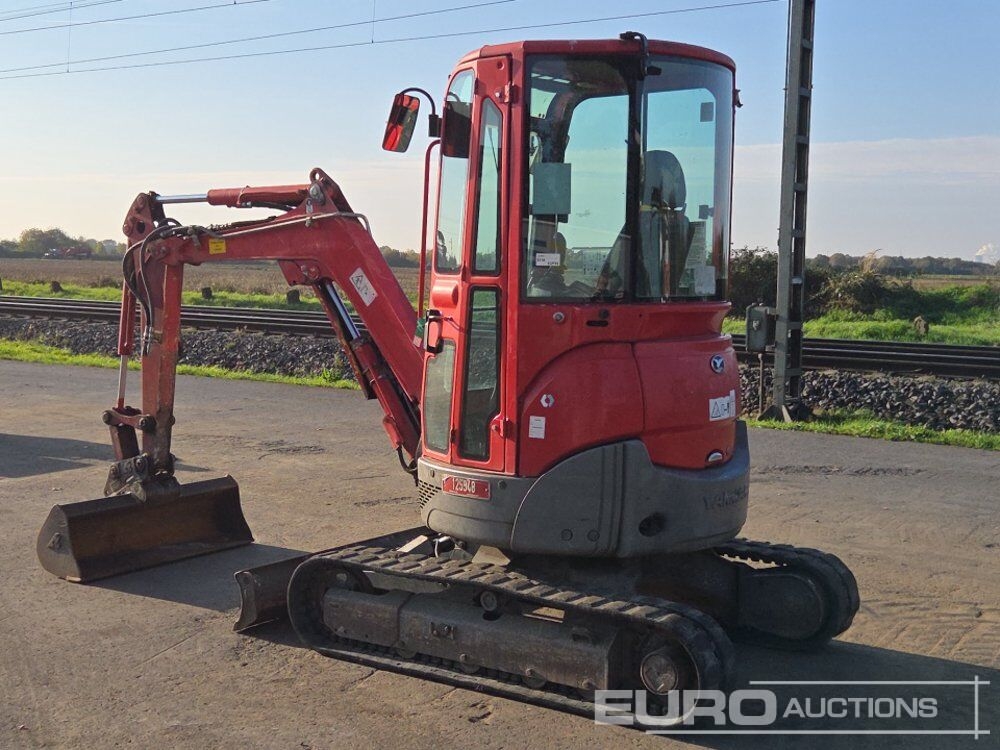 Mini excavator 2013 Yanmar ViO25-4- Photo 3