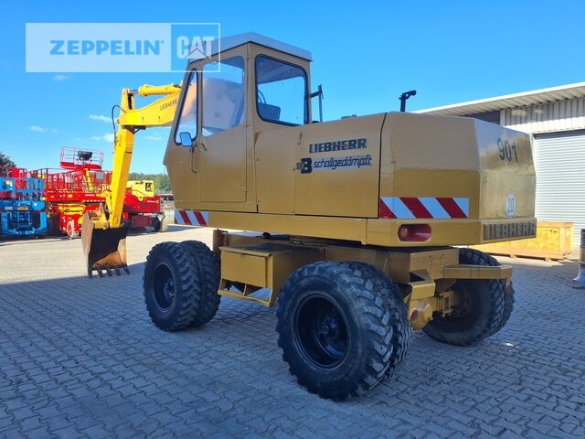 Mobilbagger Liebherr A901- Photo 3