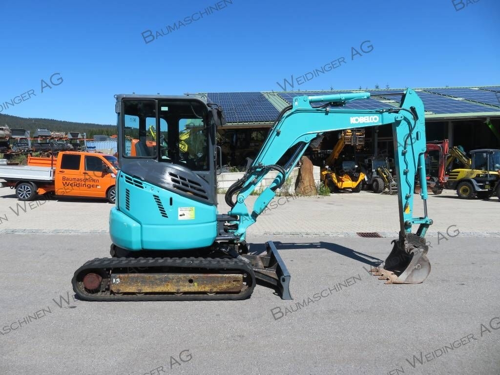 Mini excavator Kobelco SK 35 SR-6- Photo 2
