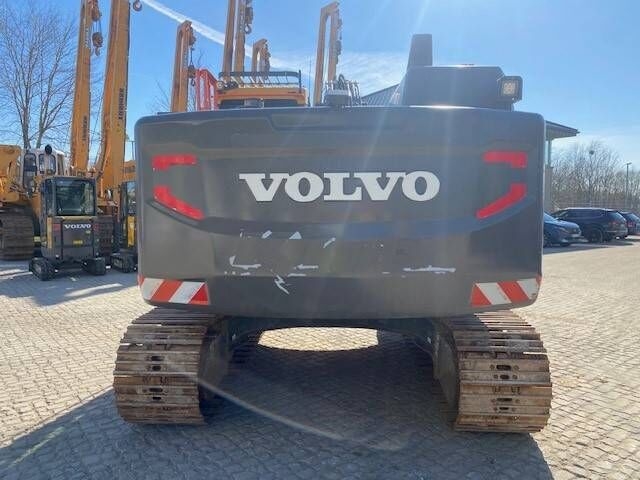 Kettenbagger Volvo EC 220 E L OQ 65 MIETE / RENTAL (12005725)- Photo 3