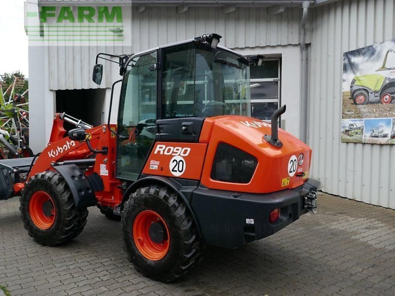 Minibagger Kubota r090- Photo 2