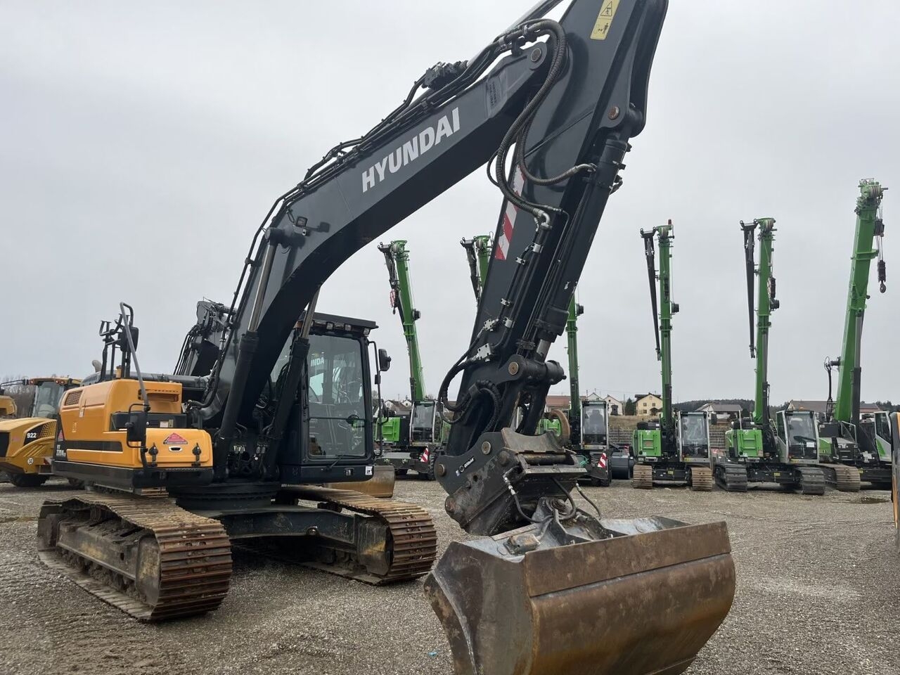 Kettenbagger Hyundai HX220AL- Photo 2