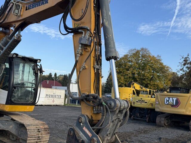 Kettenbagger Liebherr R922 SLC Litronic Raupenbagger 7.000 h- Photo 2